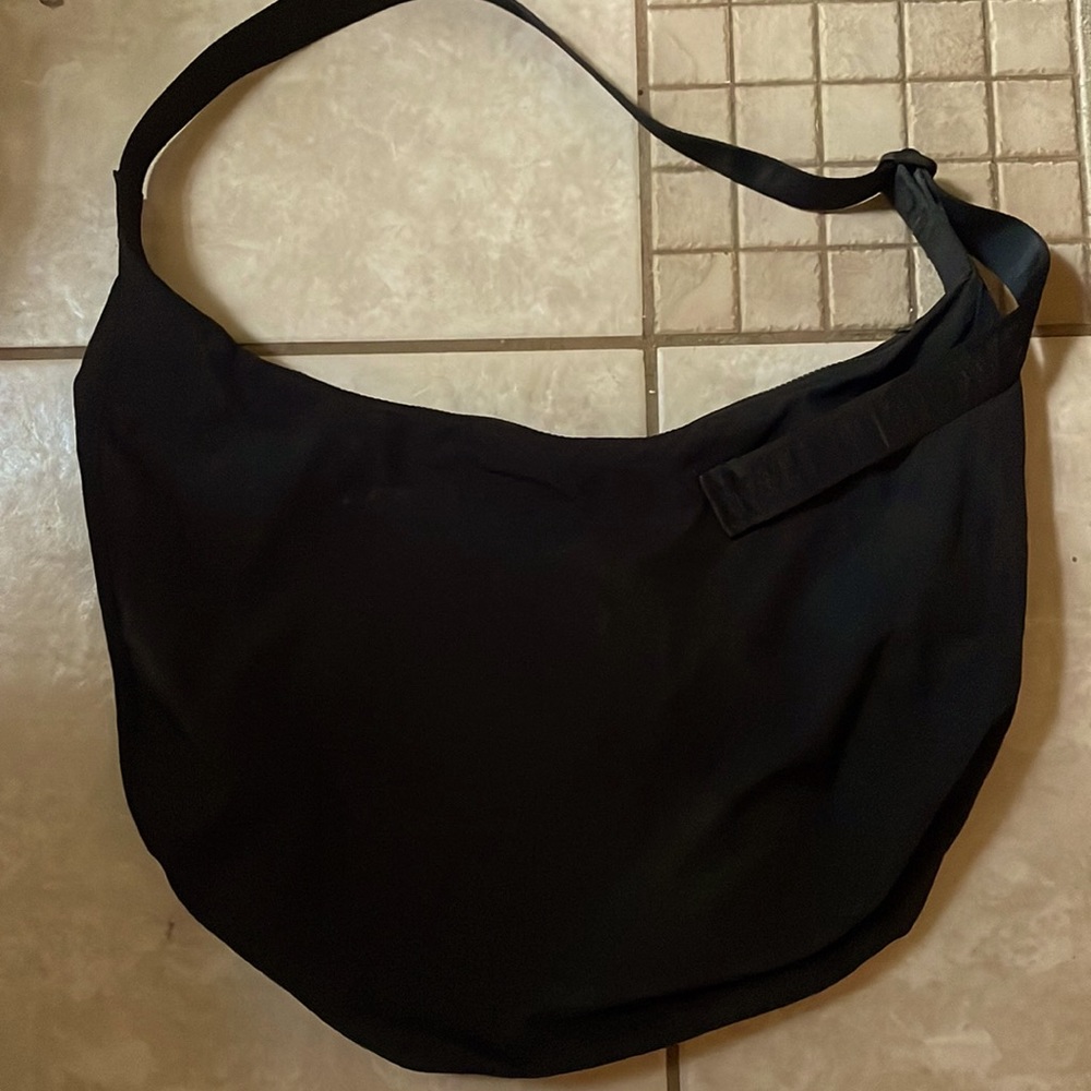Large baggu crescent bag ⭐️